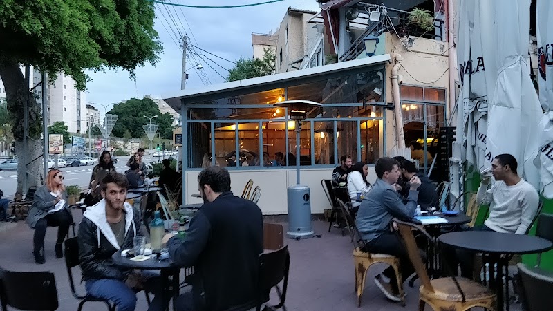 Hertzel Bar Cafe in Rehovot
